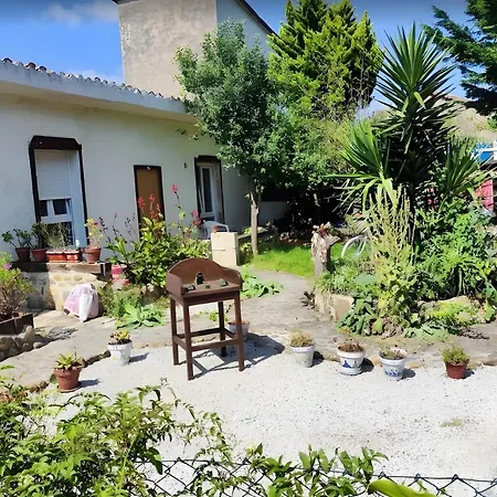 Casa Roiz En Viveda 3*